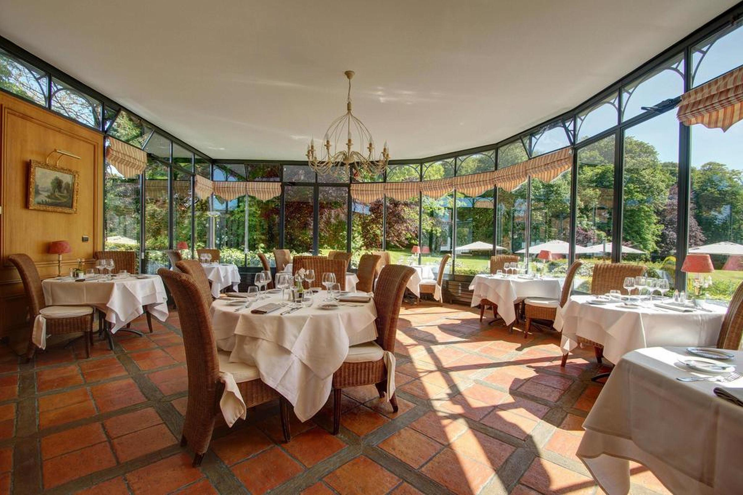 Hotel Chateau Clery Hesdin-lʼAbbé Exteriör bild
