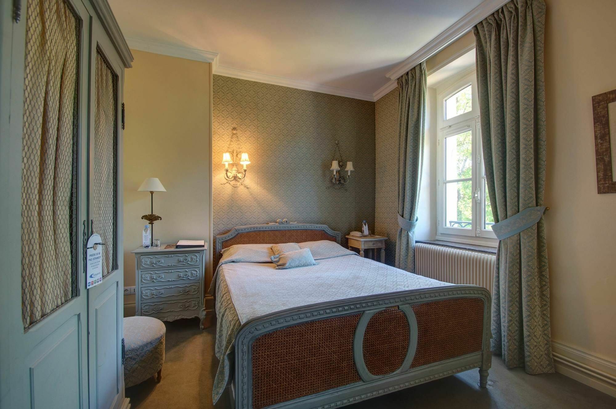 Hotel Chateau Clery Hesdin-lʼAbbé Exteriör bild